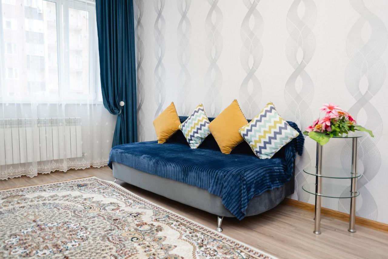 Apartment Zodiak อัลมาตี ภายนอก รูปภาพ