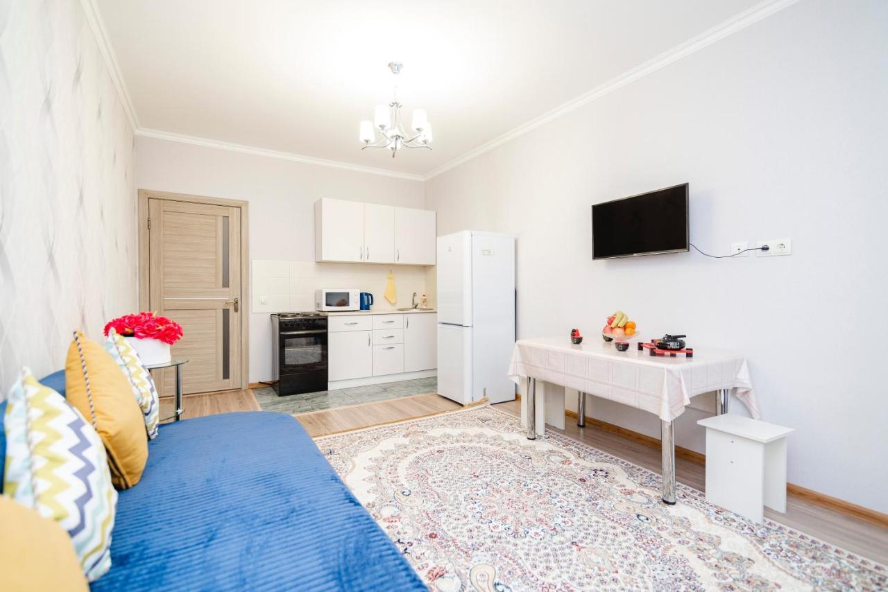 Apartment Zodiak อัลมาตี ภายนอก รูปภาพ